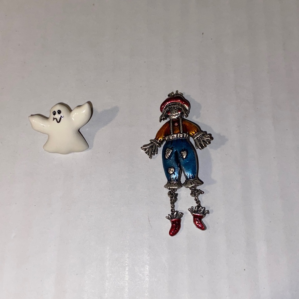 Two Fall Holiday Pins Ghost And Scarecrow